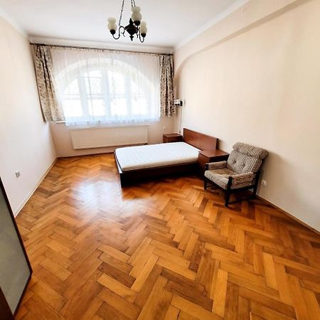 קרקוב Wild Solutions Sauna Apartments מראה חיצוני תמונה